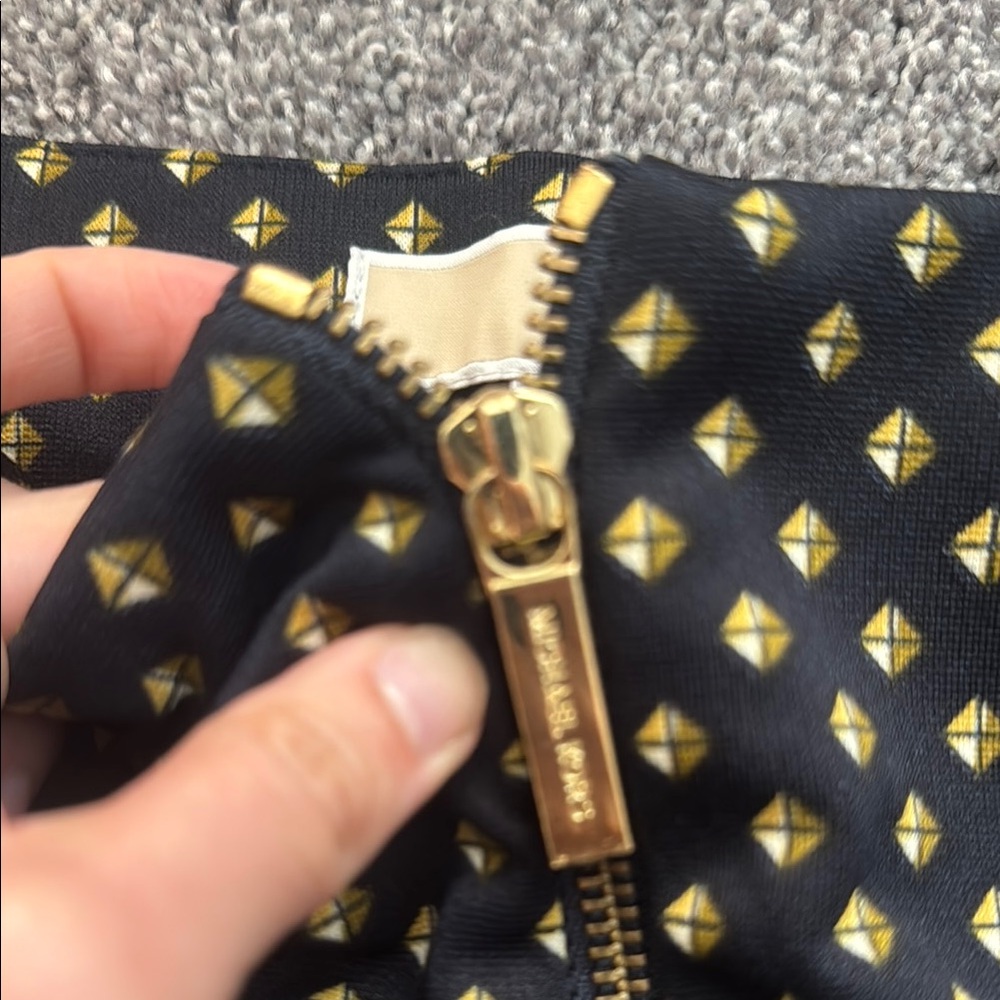 Michael Kors Black Pencil Skirt - Picture 3 of 7